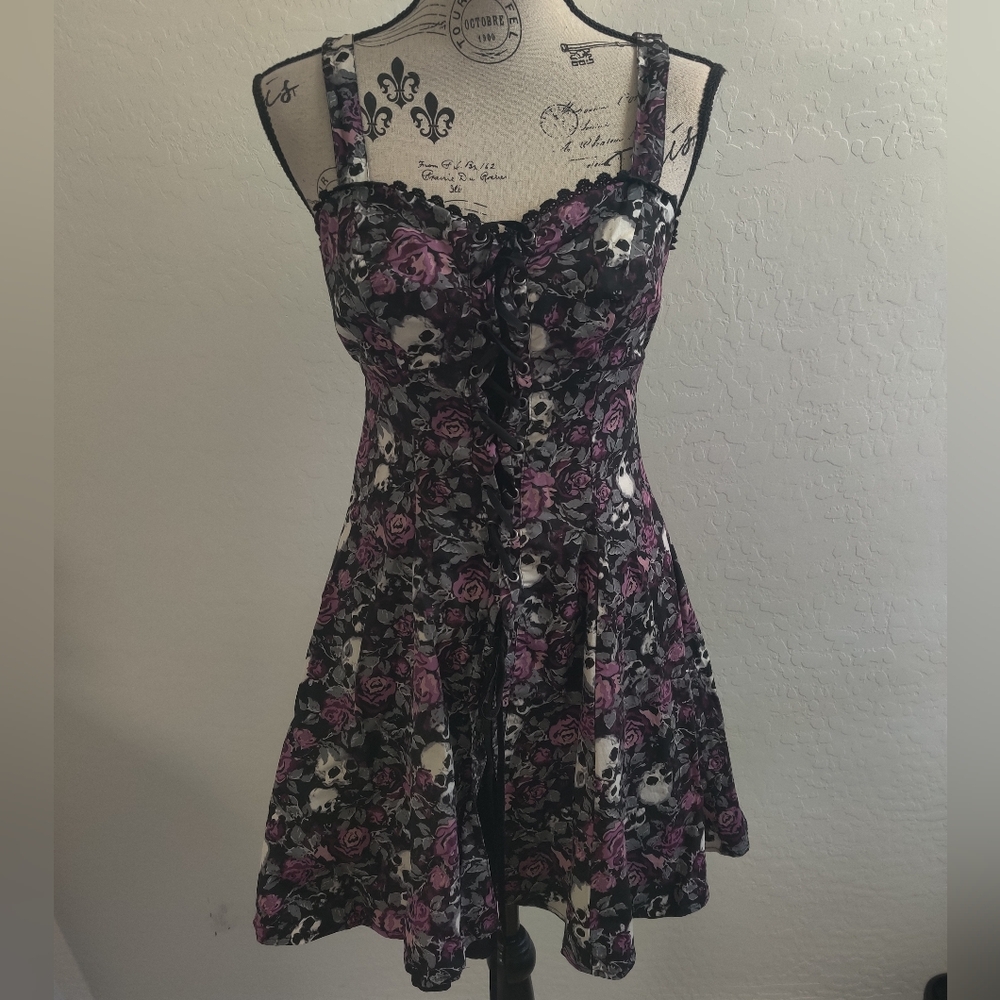 Hot Topic Black & Purple Gothic  Corset Front Skull Rose Cotton Mini Dress_Small